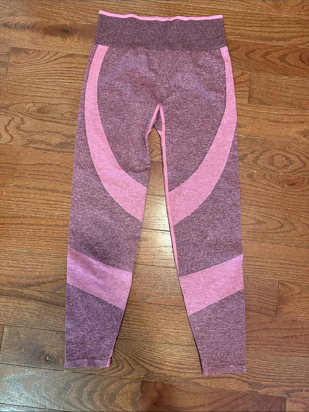 VS pink leggings